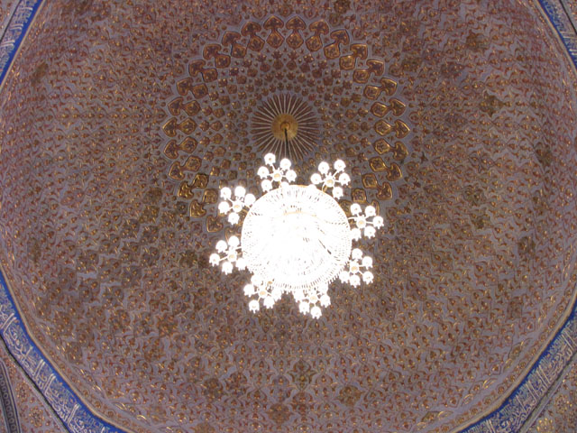 �O���E�A�~�[���_���̓V��