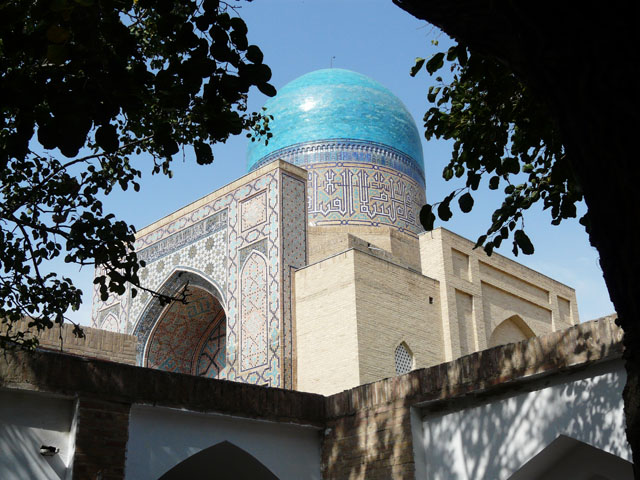 �R�V���E�O���o�X�̃h�[��