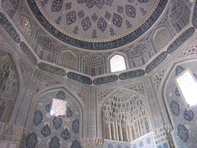 �V���f�B�E�����N�E�A�J�_����