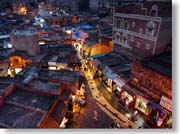 �^�z�e���̏ォ�猩�����s�X�Q