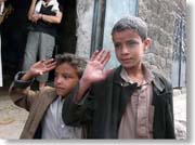 �J�[�g���̏��N�B