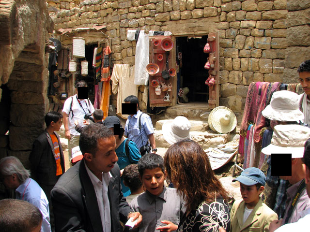 ���y�Y��