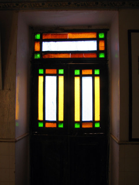 �A���E�J�[�t�E�p���X�̃X�e���h�O���X�P�i�^�����j