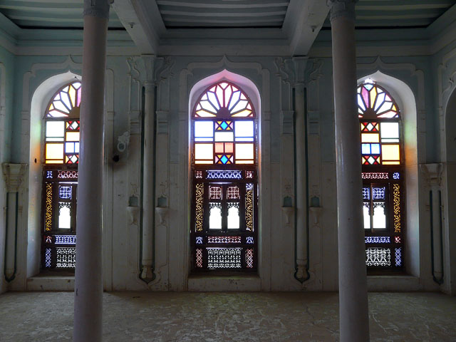 �A���E�J�[�t�E�p���X�̃X�e���h�O���X�R�i�^�����j