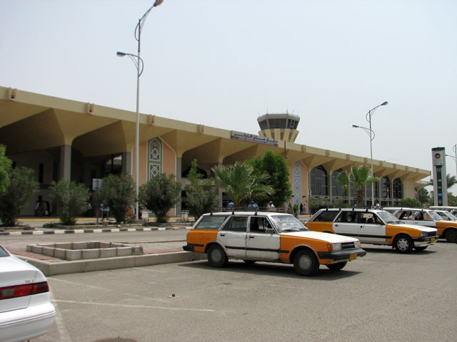 �A�f���̋�`