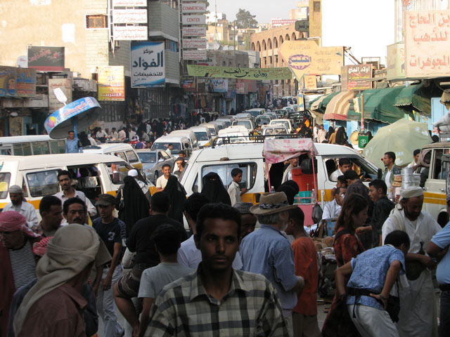 �a�؂̃J�r�[����O