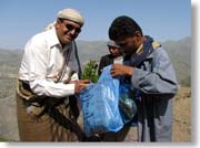 �J�[�g�𔃂����M�u����