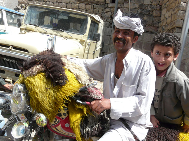 �o�C�N�ɏ���Ă����j����