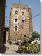 ���������Ǝ��]�Ԃ̒j