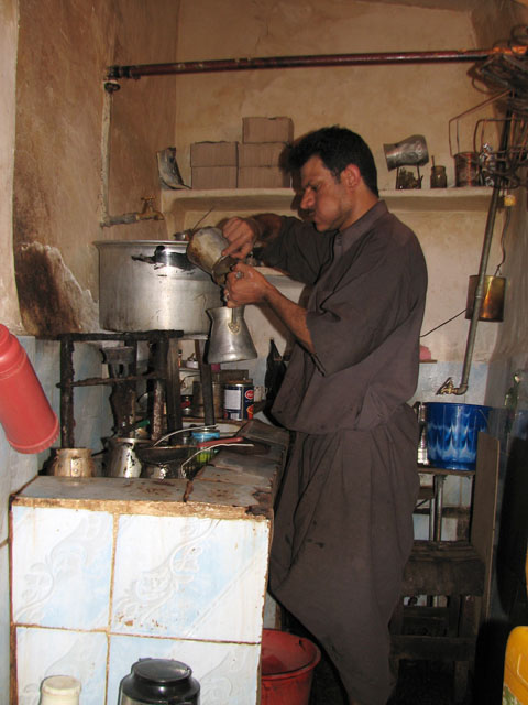 �J�[�g���Ȃ���C�G�����R�[�q�[������Ă���j