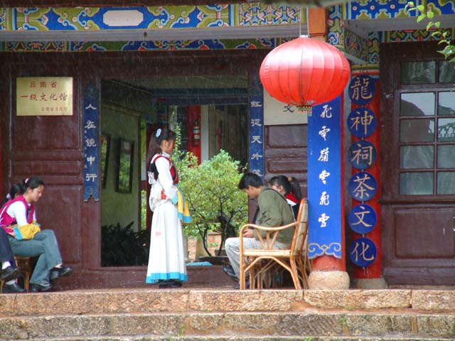 ������فH