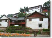 ���ԕt�߂̉ƕ���