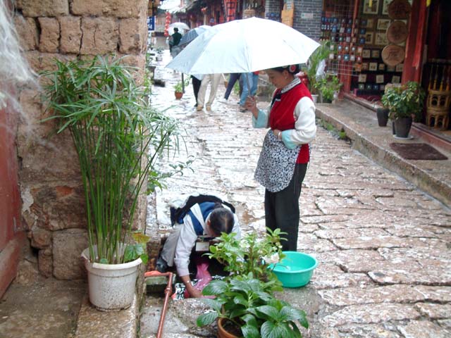 ���󂵂Ă��邨�΂���