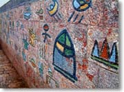 �ǂɕ`���ꂽ���b����