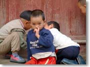 �q������