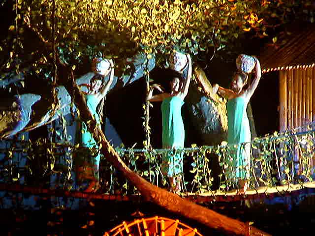 �O�l�̔���������