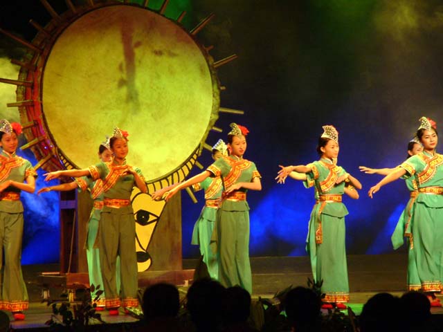 �呾�ۂ̑O�ŗx�鏗������